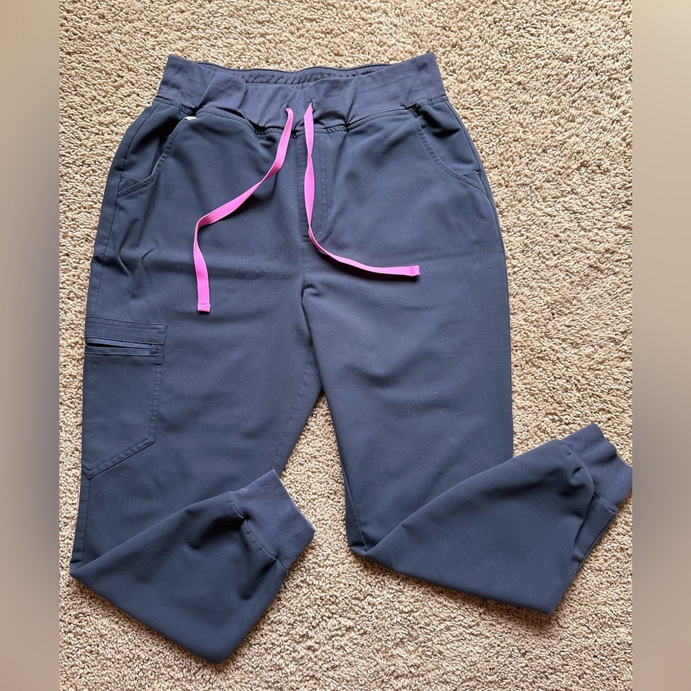 Figs Women’s Scrub set. Color: Night Sky.